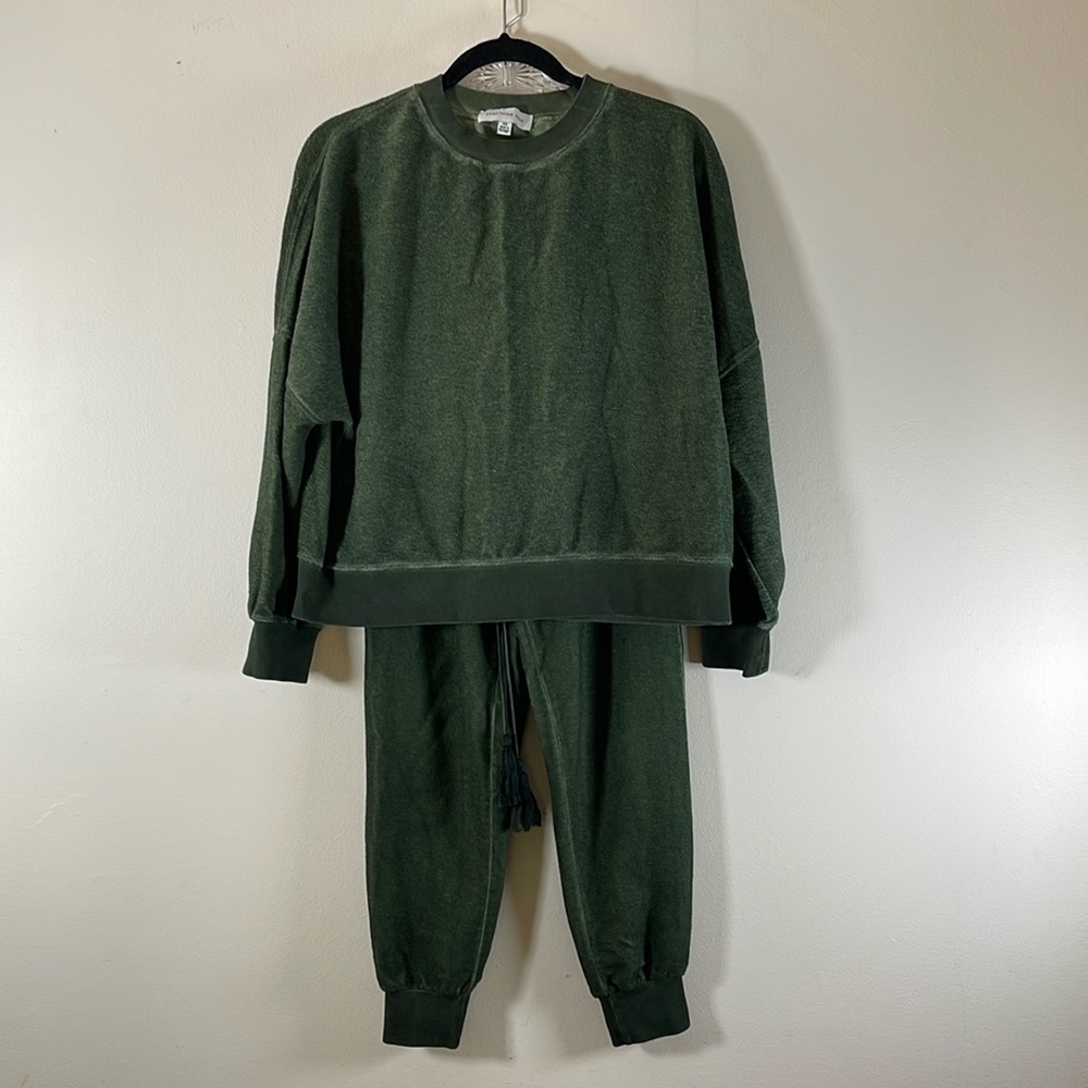 SOMETHING NAVY FRENCH TERRY SWEATSHIRT AND PANTS SET XS